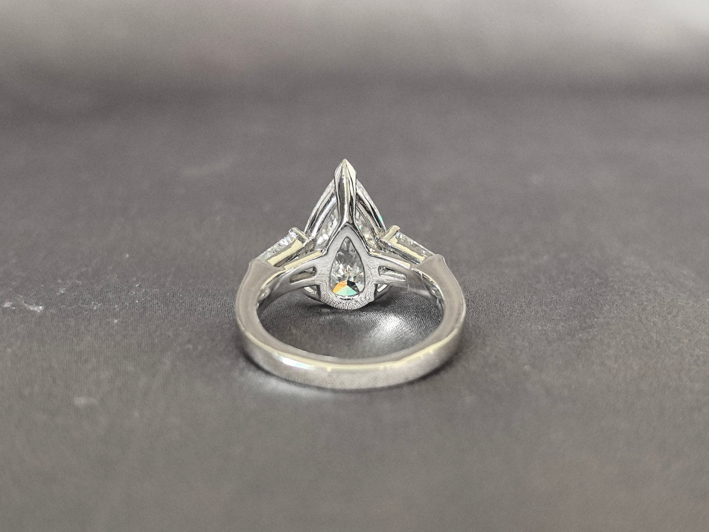 Pear-Center Trilogy Ring - Baguette Sidestones - Organic Geometry
