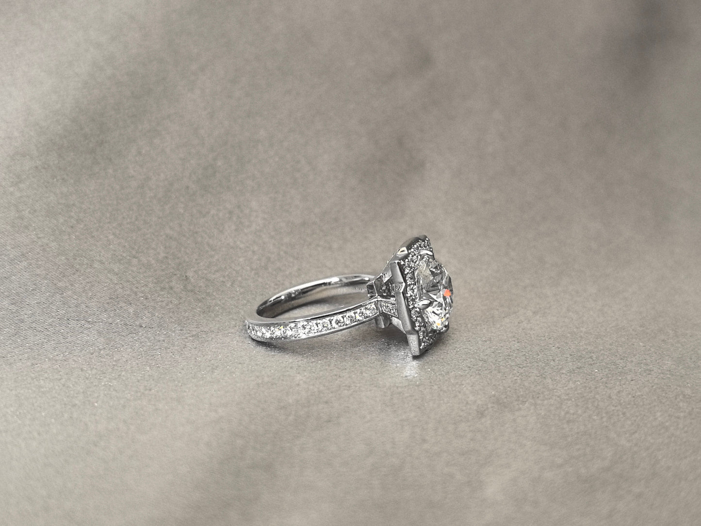 Round Brilliant Cut - Square Halo Setting - Pave Shank Band
