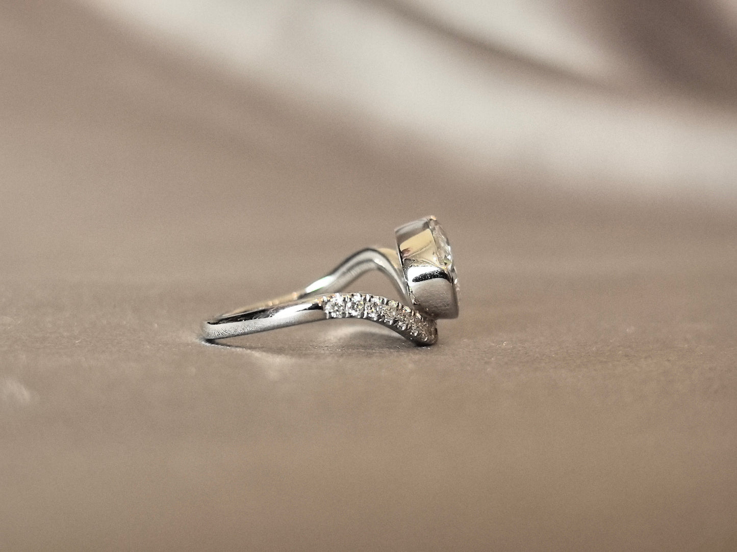 14K Gold Polished Ring - Horizontal pear Diamond - Modern Solitaire Ring
