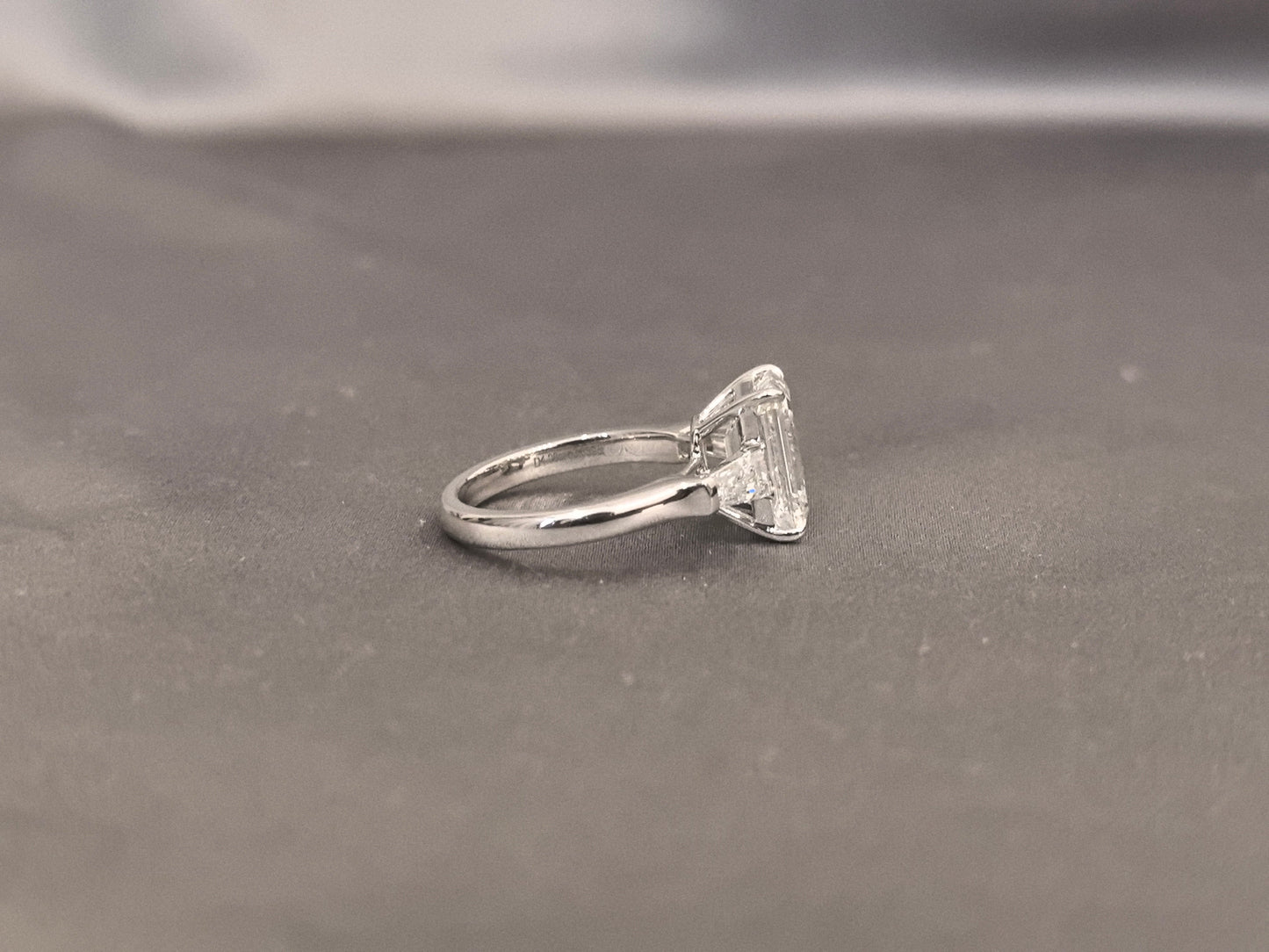 San-Style Emerald Ring - 2 Carat Emerald Center Stone Diamond Ring - Emerald Side Stone Setting