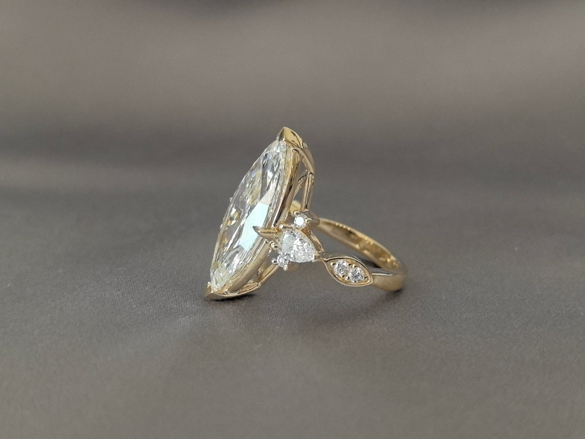 Marquise Vintage Ring - Half Eternity Band - Antique-Inspired Elegance