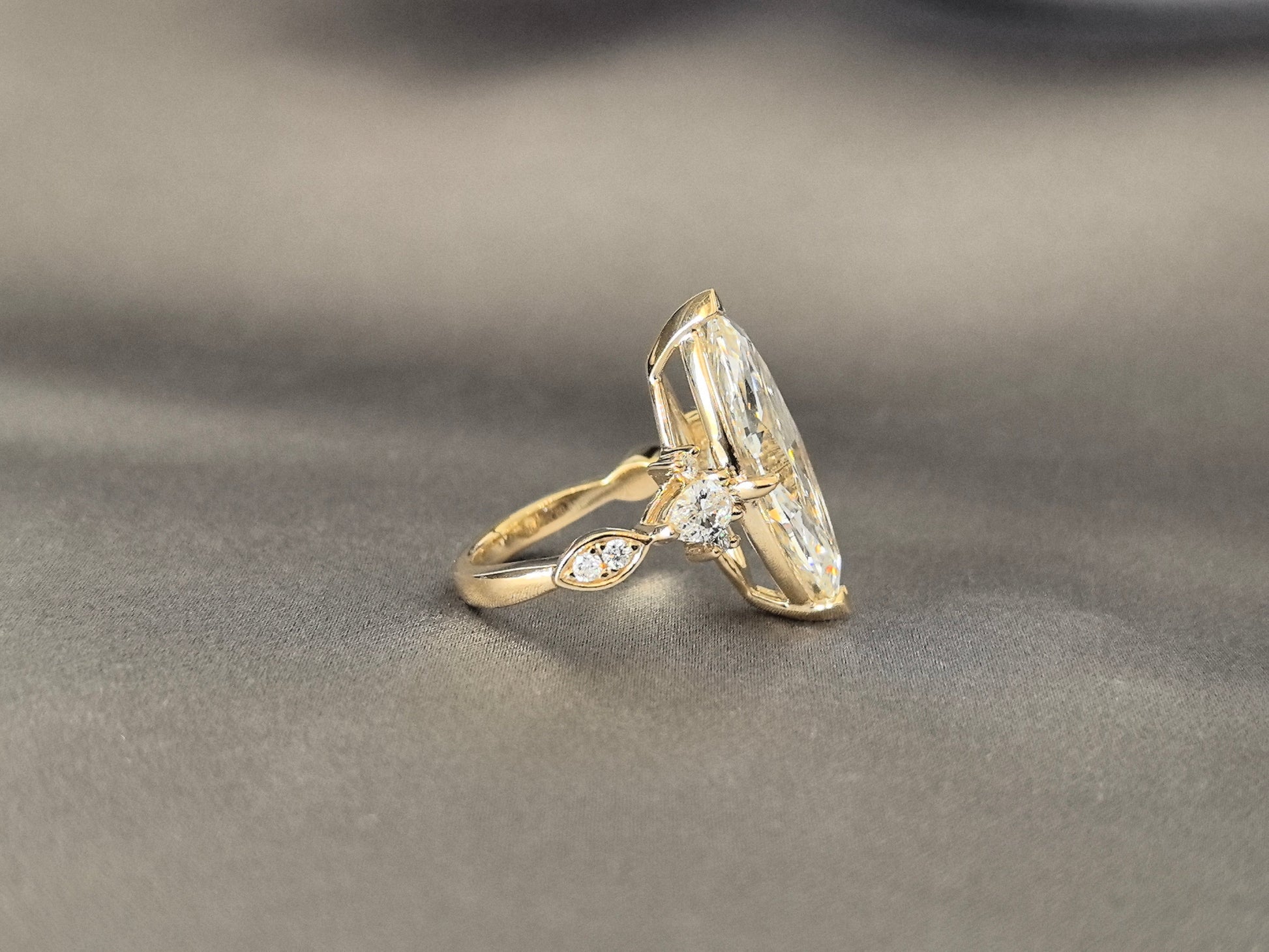 Marquise Vintage Ring - Half Eternity Band - Antique-Inspired Elegance