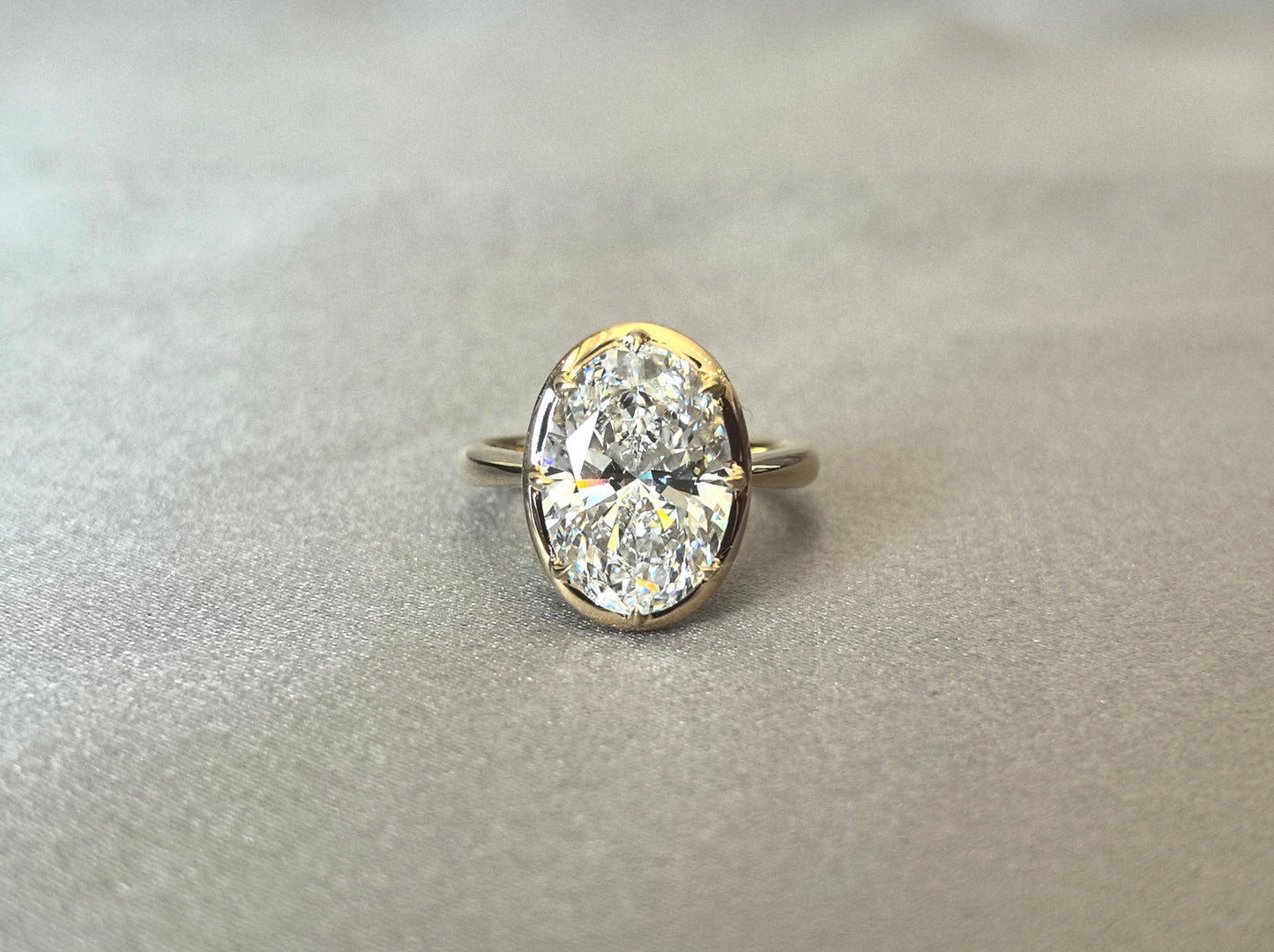 Oval Cut Lab Grown Diamond Ring - 6-Prong Setting - Plain Band