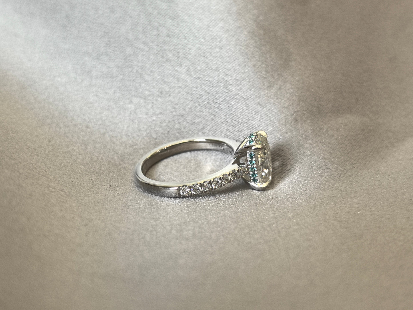 Oval Cut Half Eternity Ring Ring - Four Prong Solitaire Setting - Hidden Green Halo