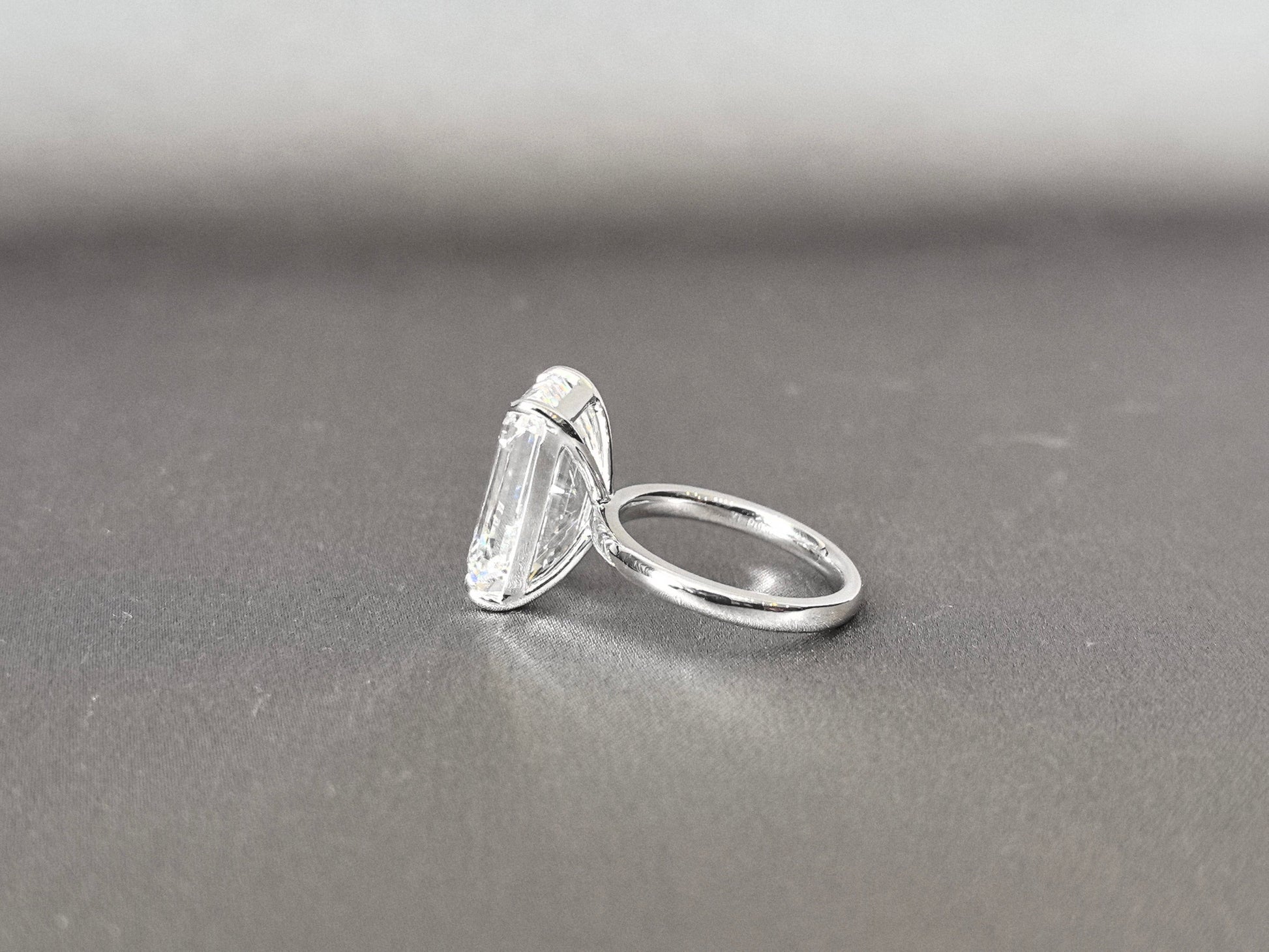 Emerald Cut Lab Grown Diamond Ring - Solitaire Setting - 4-Prong