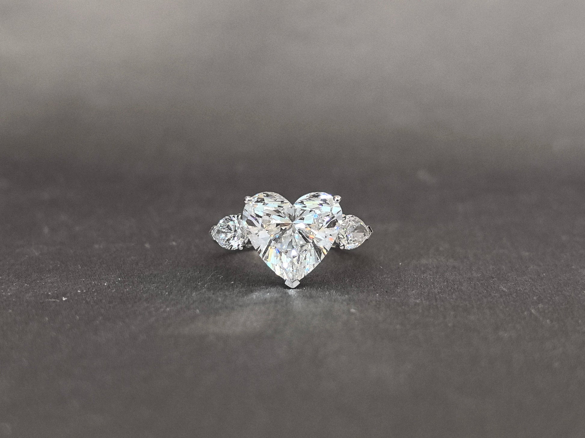 Heart & Pear Three-Stone Ring - Symbolic Romance - Unique Diamond Composition