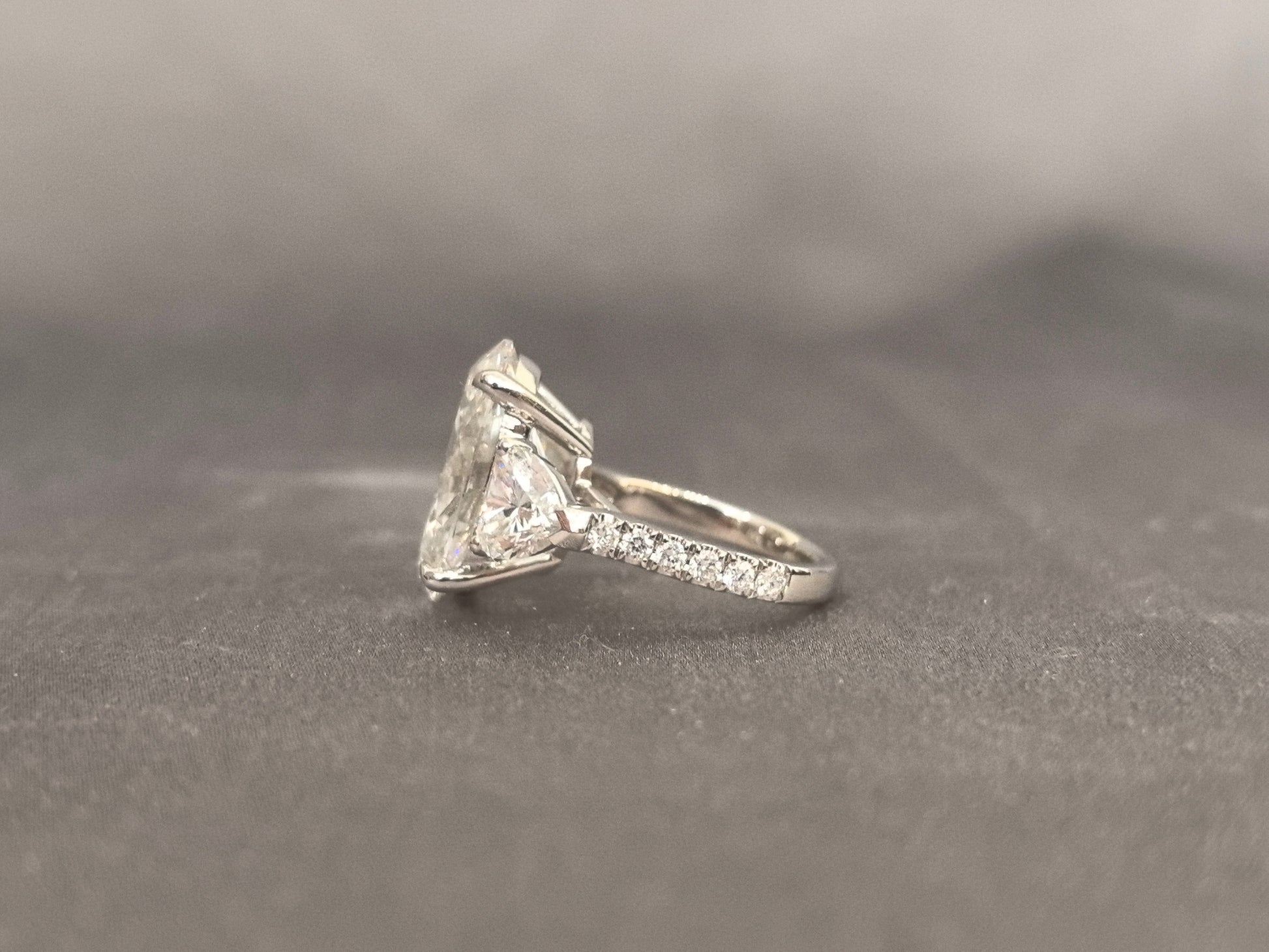Oval Lab-Grown Diamond Ring - Four-Prong - Twin Heart Diamonds & Half Halo