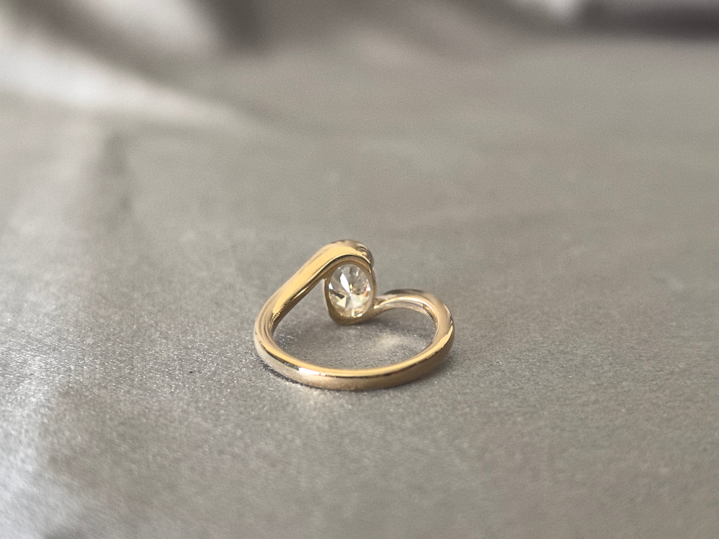 Oval Lab-Grown Diamond Ring - Minimalist Wrap Shank - East-West Tension Style