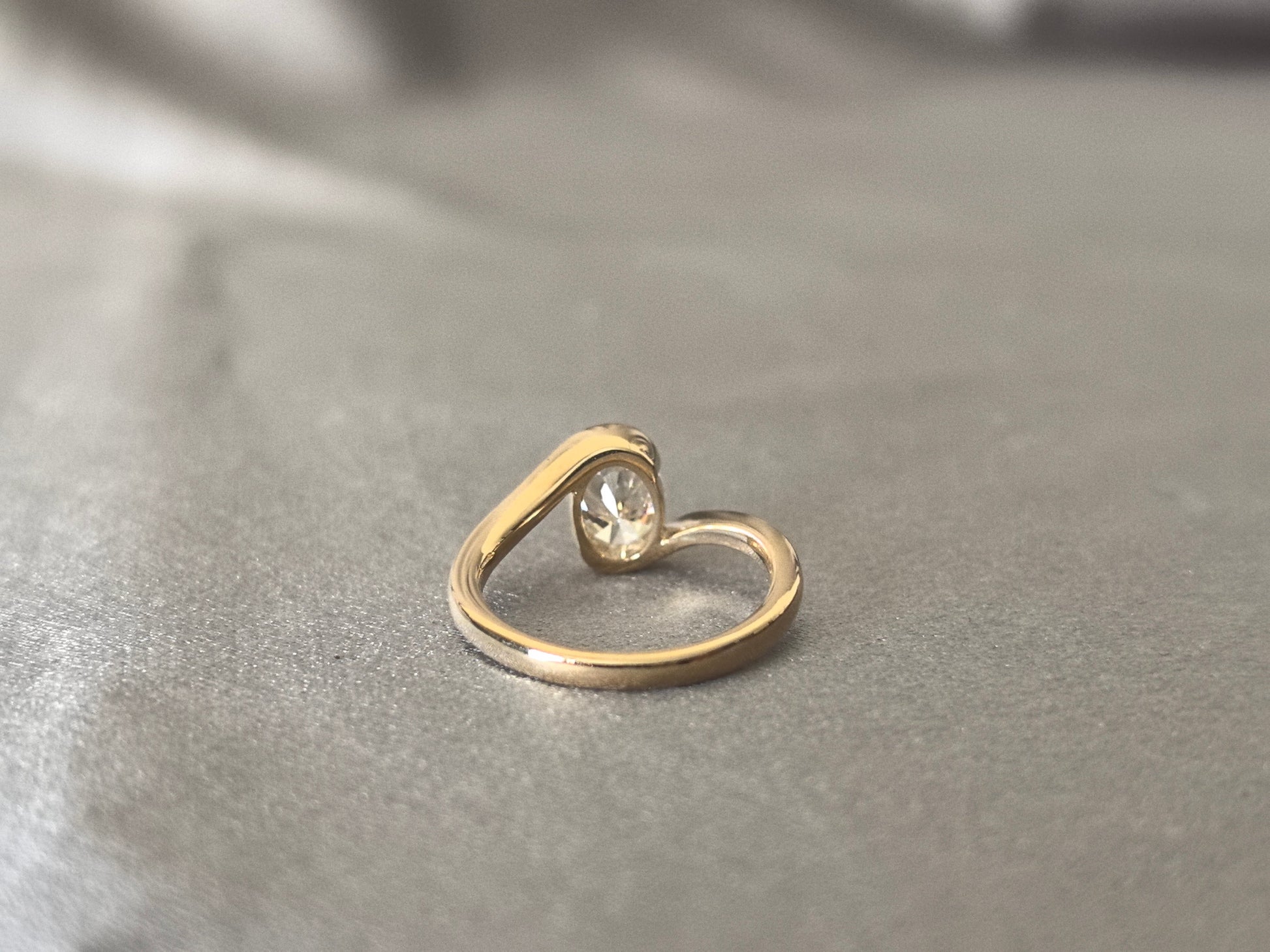 Oval Lab-Grown Diamond Ring - Minimalist Wrap Shank - East-West Tension Style