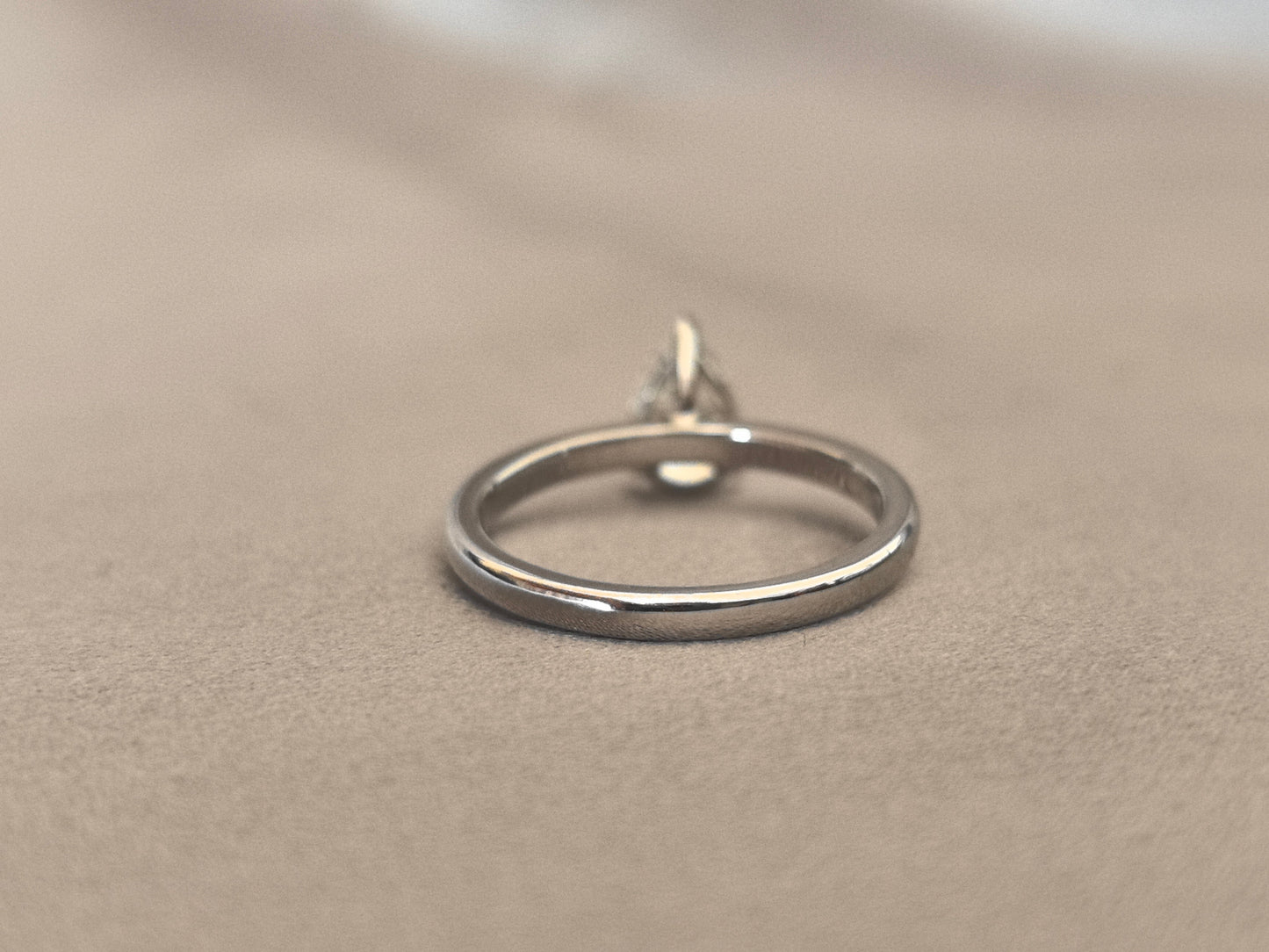 Pear-Shaped Lab-Grown Diamond Ring - Minimalist Design - 14K Gold
