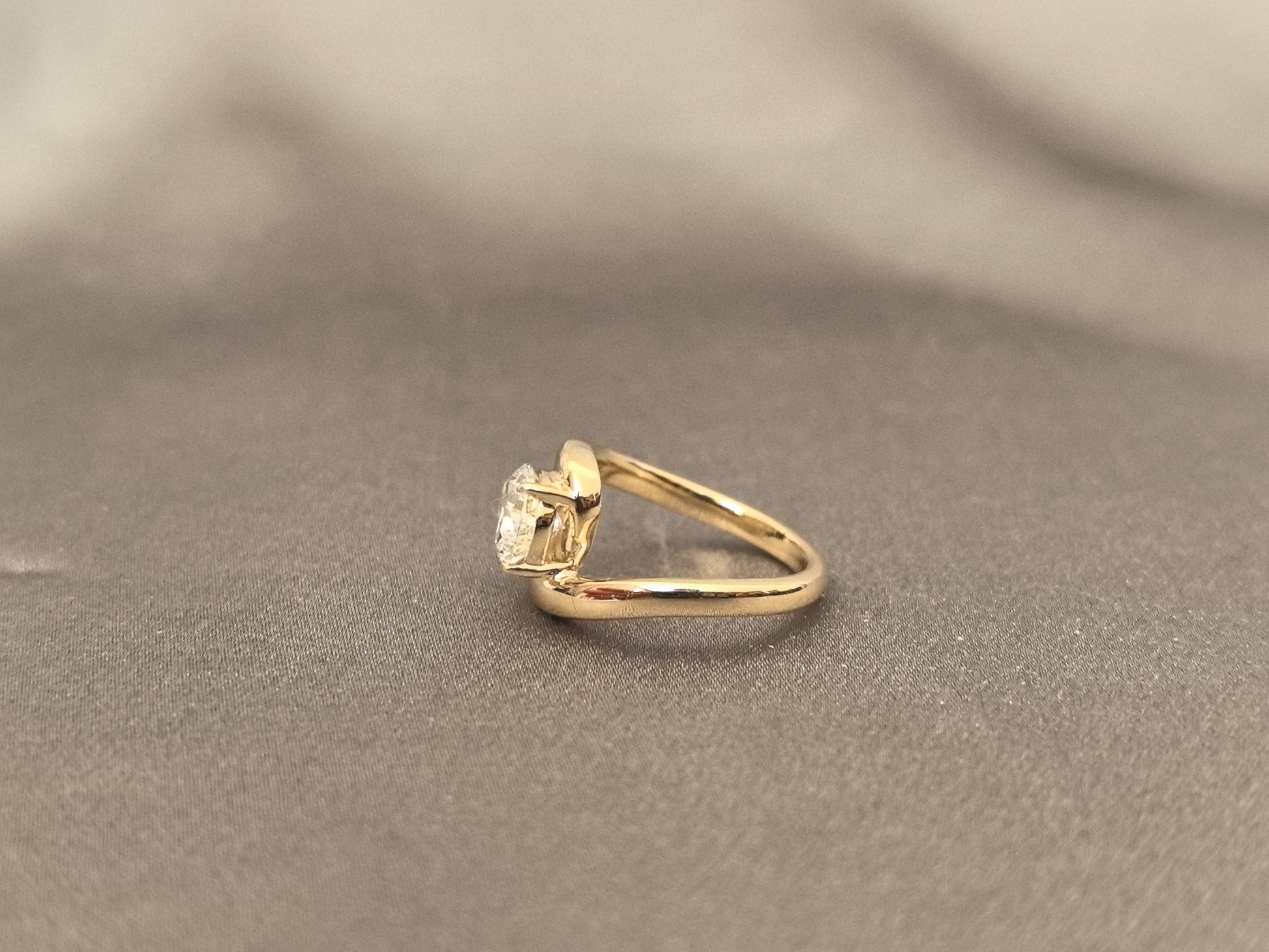 Lab-Grown Pear-Cut Diamond Pinky Ring with Surrounding Design - Twisted Band - 14K Gold