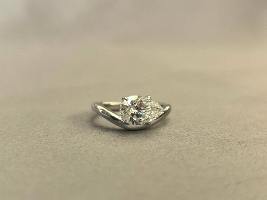 East-West Pear Cut Lab Diamond Pinky Ring - Twisted Band - 14K Gold