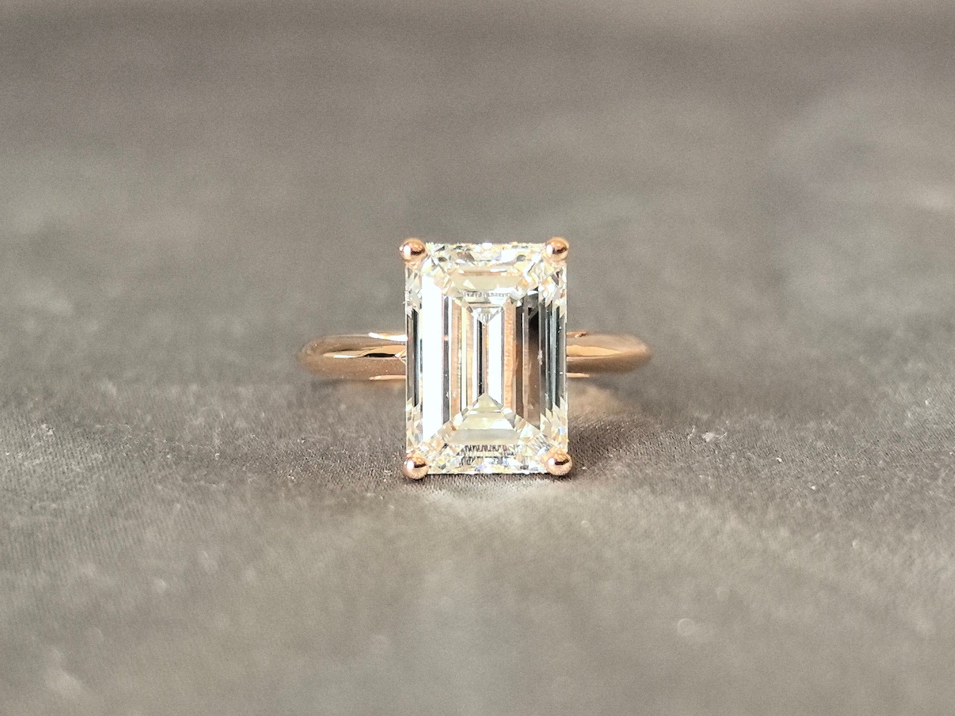 Emerald Cut Lab-Grown Diamond Ring - Single Stone Setting - Blade Design