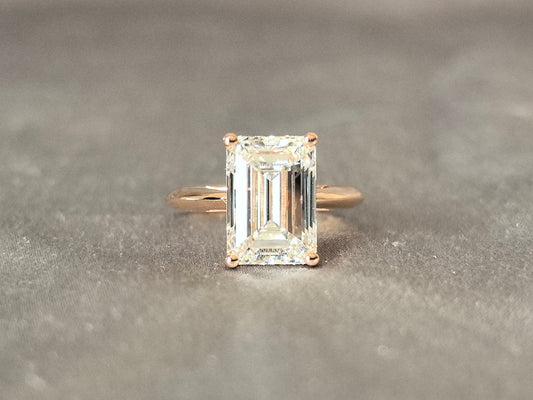 Emerald Cut Lab-Grown Diamond Ring - Single Stone Setting - Blade Design
