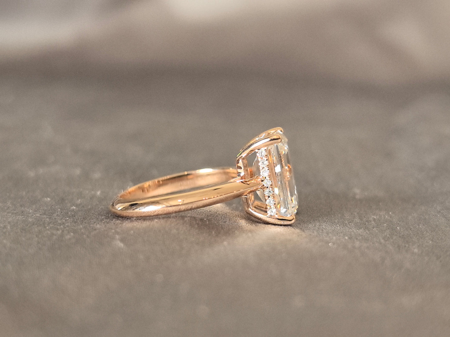 Emerald Cut Lab-Grown Diamond Ring - Single Stone Setting - Blade Design