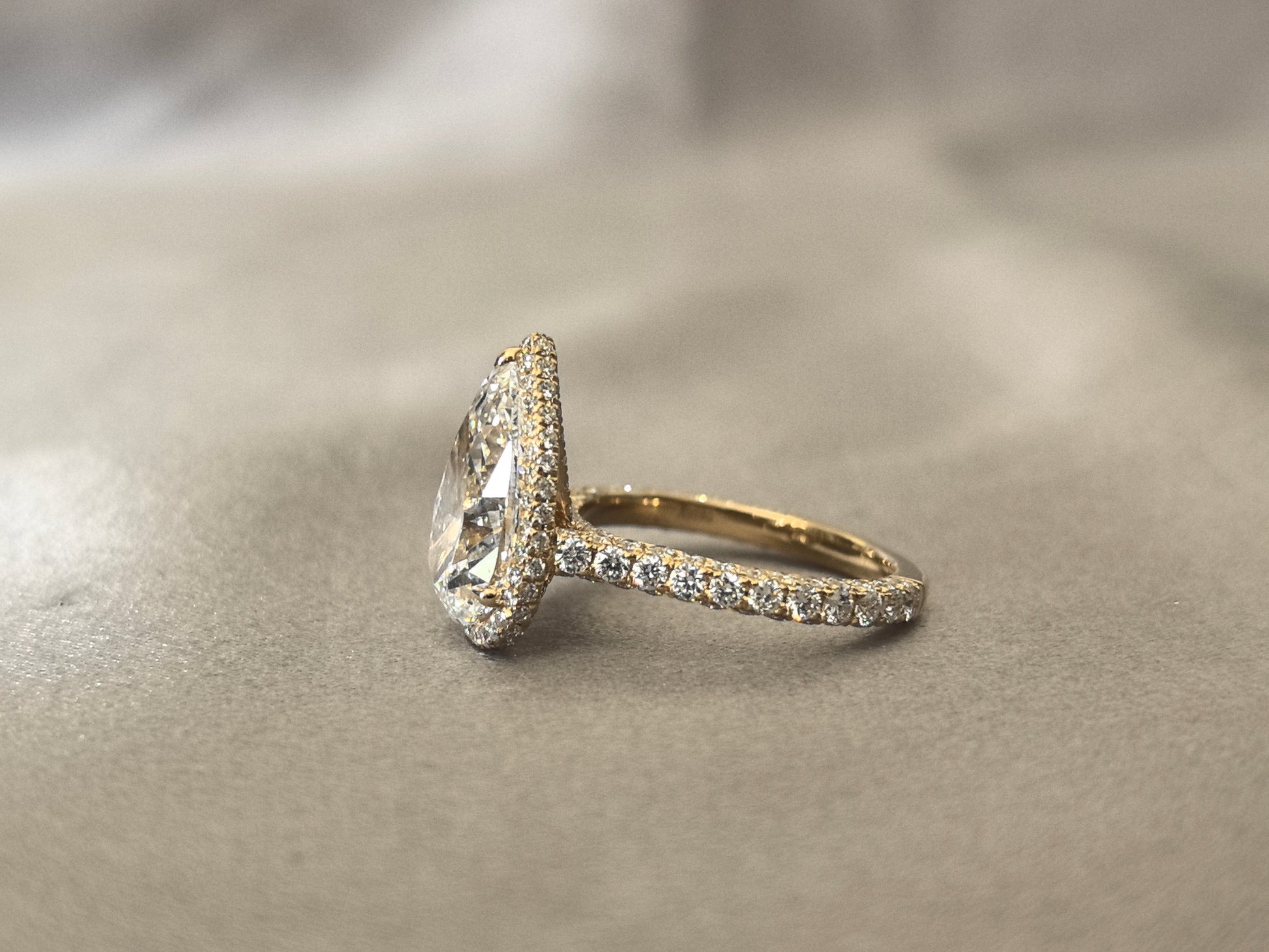 4 Carat Pear-Shaped Lab Diamond Ring - 14K Yellow Gold - 2mm Band Width