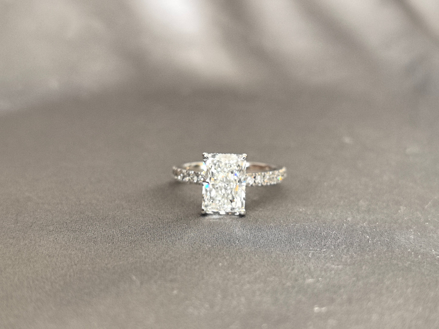 Radiant Diamond - Round Diamond Accents - Round Shank
