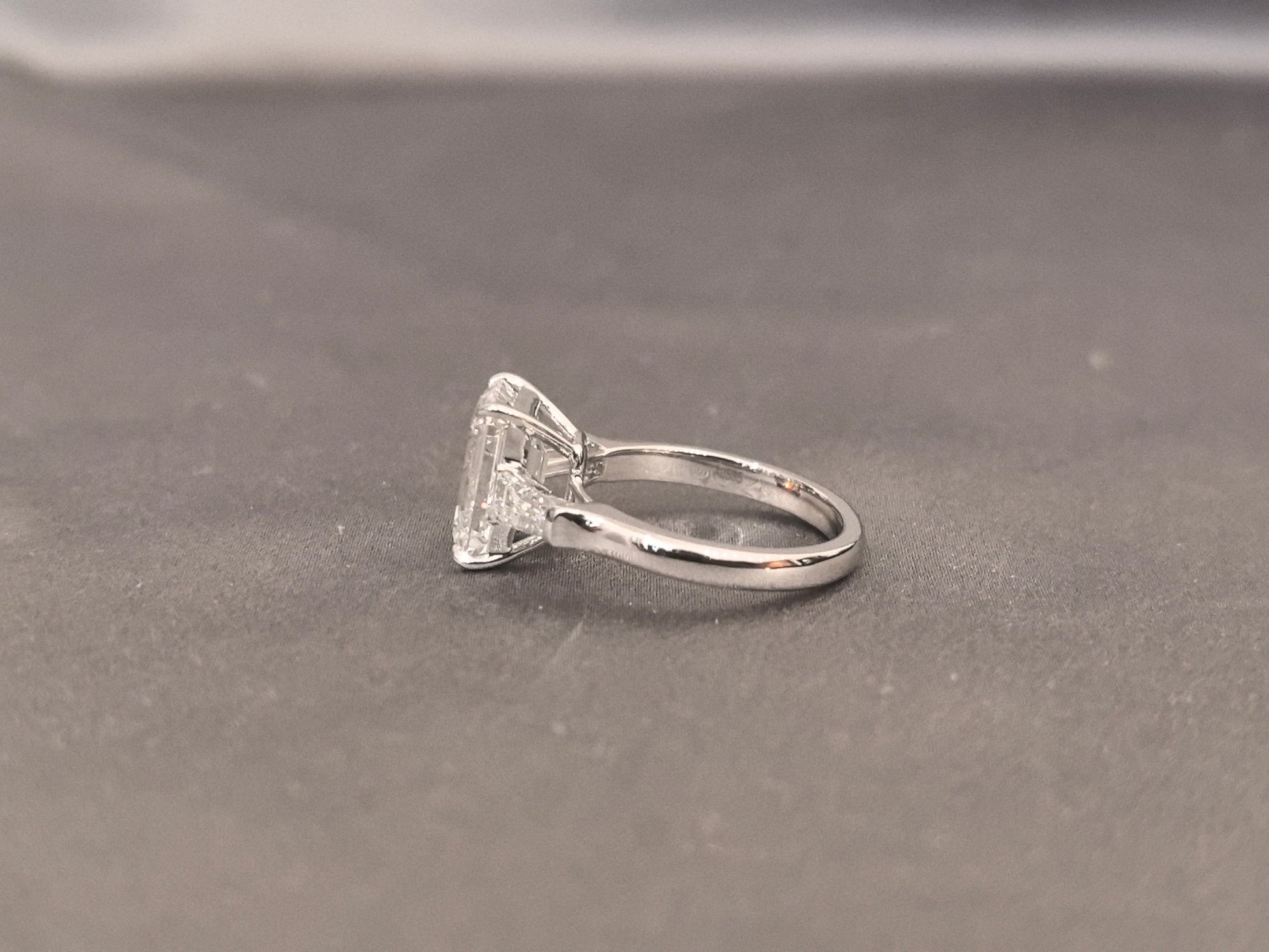 San-Style Emerald Ring - 2 Carat Emerald Center Stone Diamond Ring - Emerald Side Stone Setting