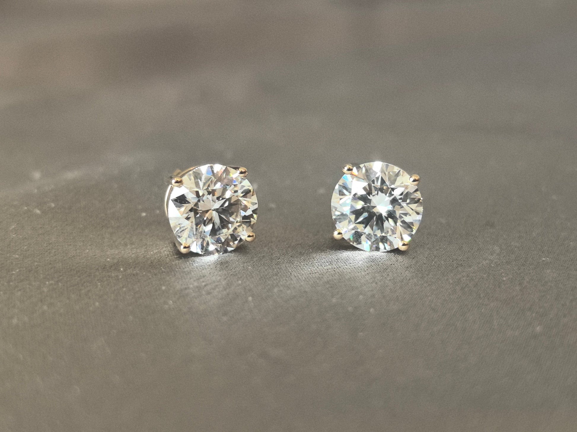 Round brilliant-cut lab diamond stud earrings - 4-Prong Set - Low-profile design for comfort