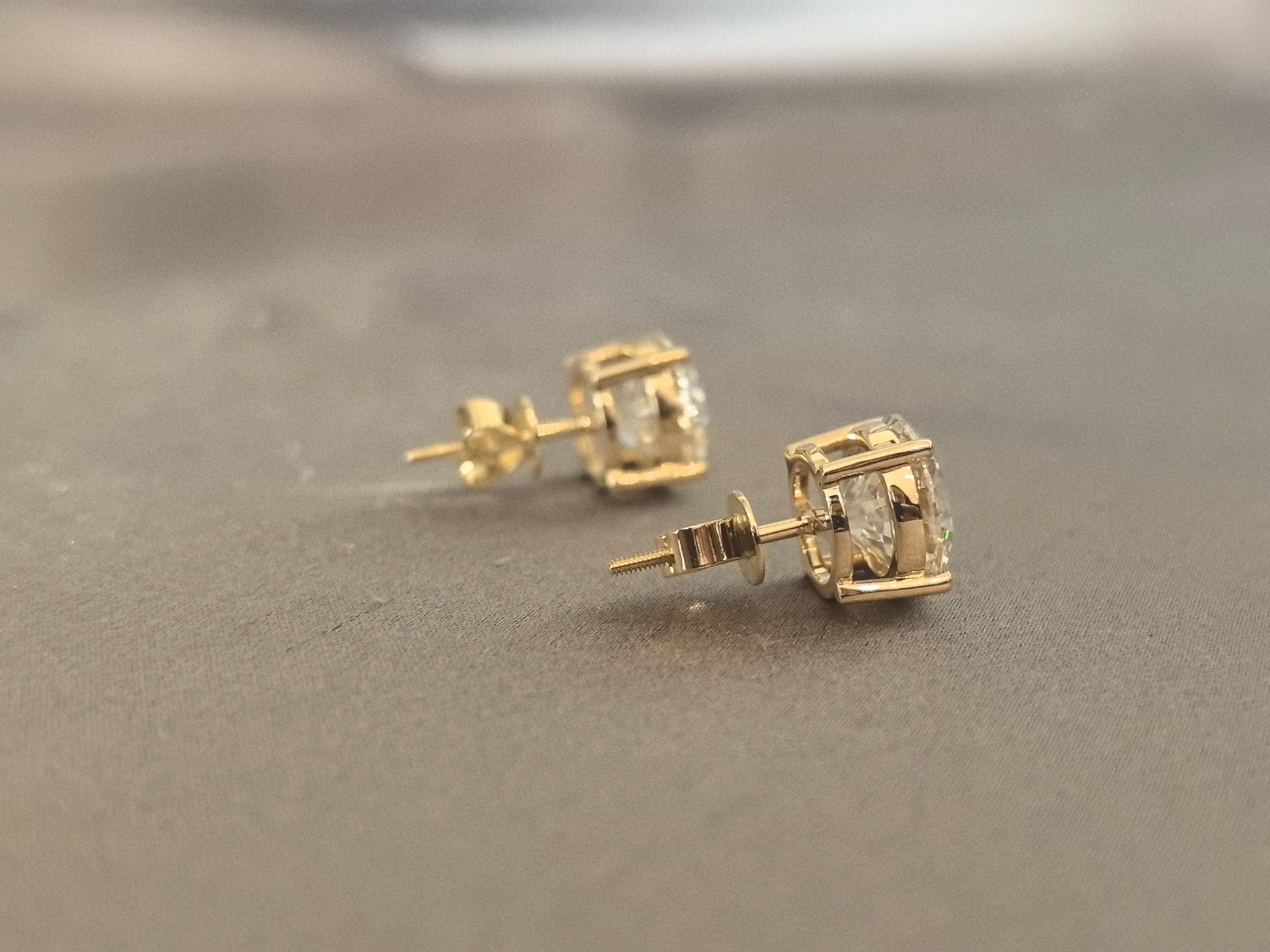 Round brilliant-cut lab diamond stud earrings - 4-Prong Set - Low-profile design for comfort